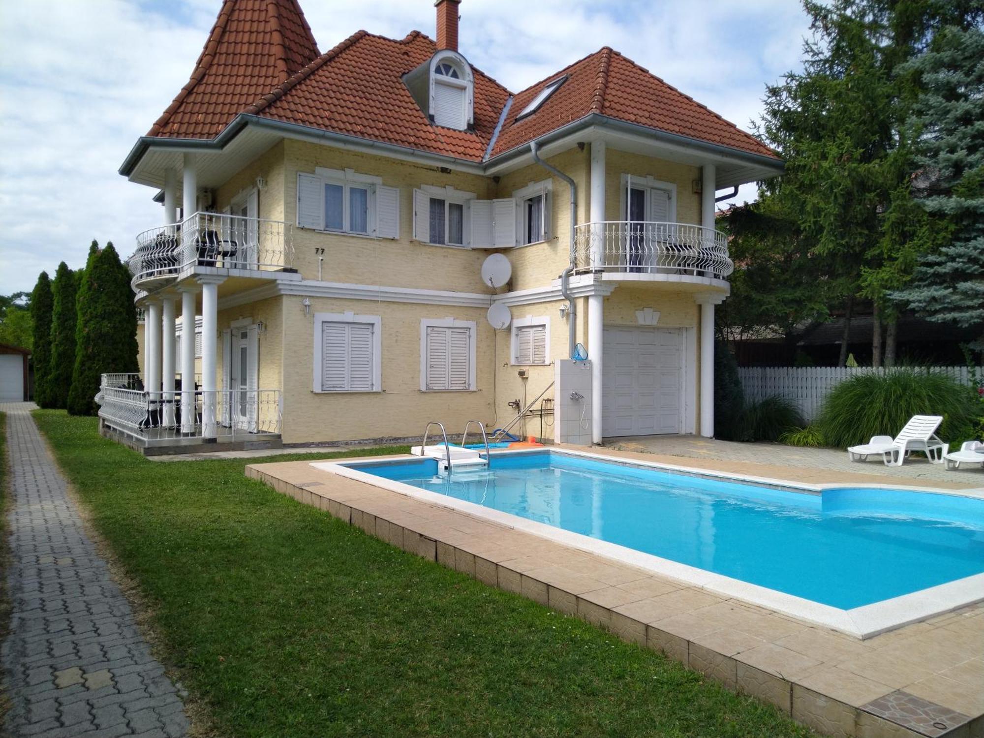 Bella Villa Apartmanhaz ซามาร์ดี ภายนอก รูปภาพ